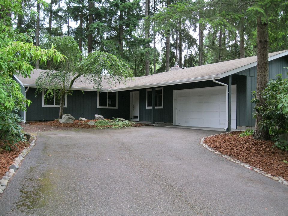 1st image of 7120 Sierra Dr SE