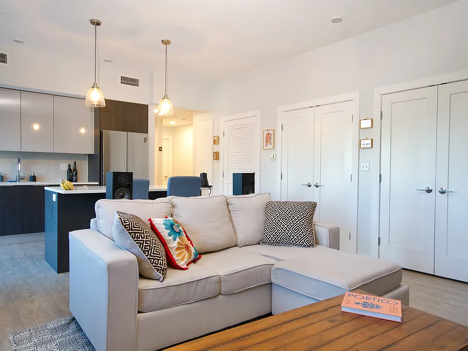 14 Ward St #105