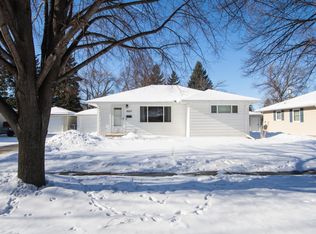 2007 6th St S, Moorhead, MN 56560