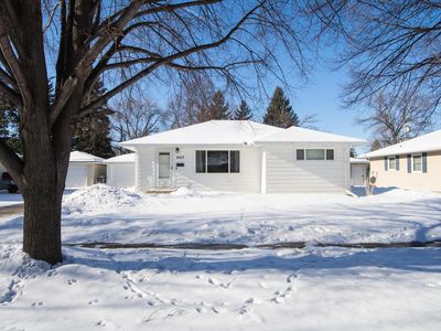 2007 6th St S, Moorhead, MN, 56560