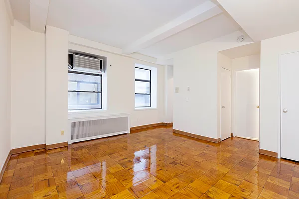 Rented by Mirador Real Estate | media 4