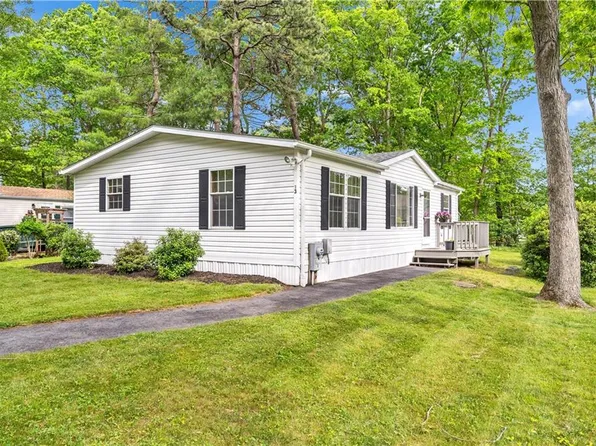 13 Liena Rose Way, Coventry, RI 02816
