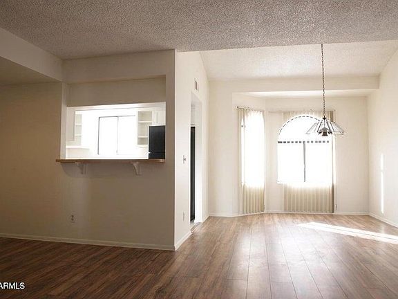 3rd image of 850 S River Dr Unit 2019