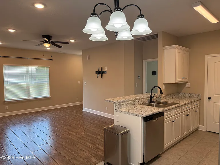 424 Bradleyville Rd — Photo 8