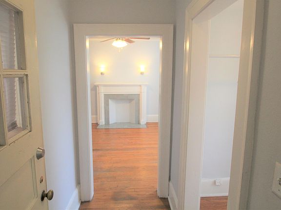 3rd image of 2061 Forbes St APT 4