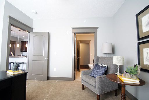 1st image of 1004 N 192nd Ct APT 205