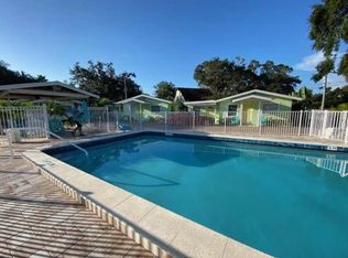 380 3rd St S #B7, Safety Harbor, FL 34695