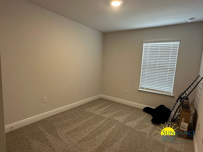 5692 Sandy Walk St — Photo 9