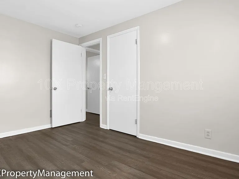3257 Cleveland Ave #C — Photo 17