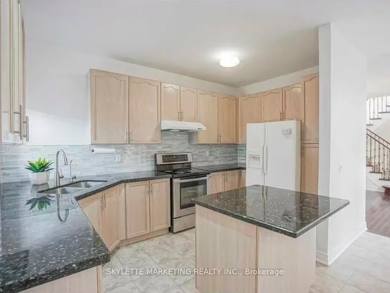 100 Emery Hill Blvd — Photo 8