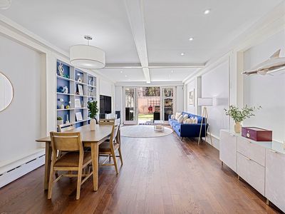 85 Hall St, Brooklyn, NY, 11205