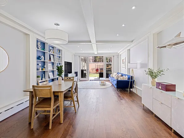 85 Hall St, Brooklyn, NY 11205