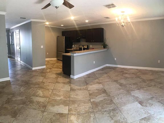 5th image of 5034 Shorewood Landing Ln