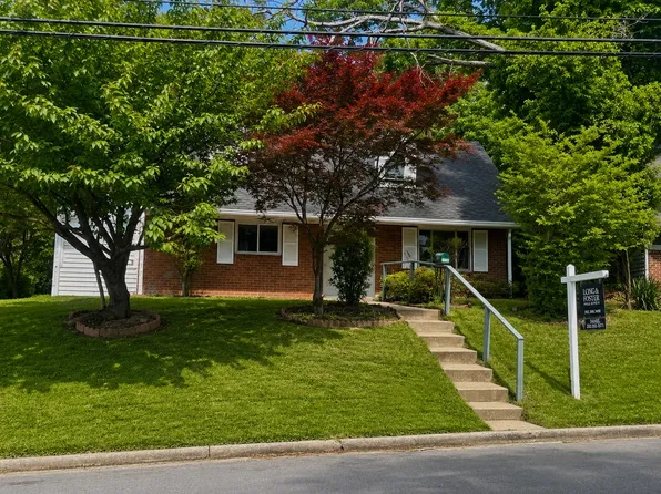 8210 Tahona Dr, Silver Spring, MD 20903