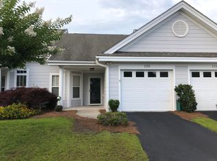 120 Willow Pond Dr, Morehead City, NC 28557