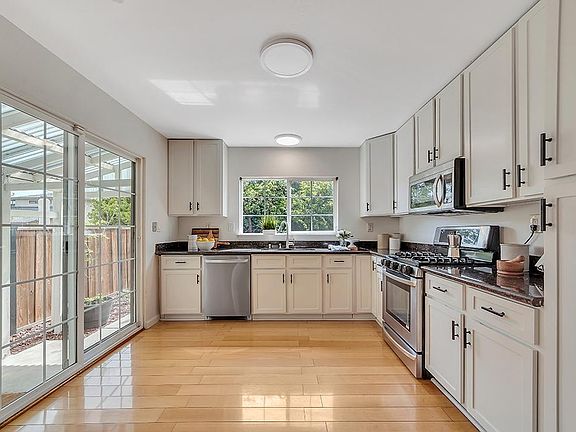 2nd image of 5634 Morton Way