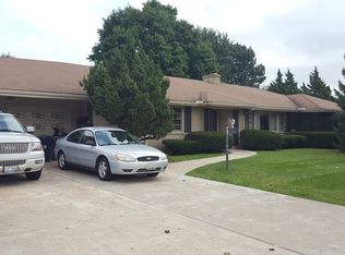 21 S McLean Blvd, Elgin, IL 60123