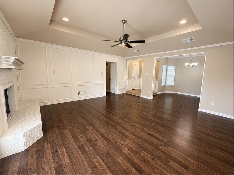 133 Springhill Dr — Photo 4