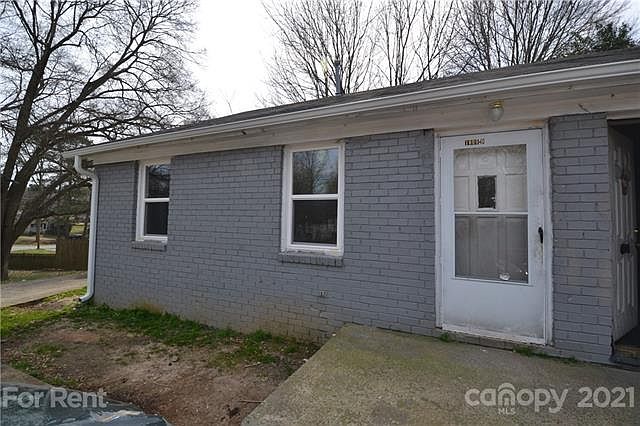1st image of 1009 Plymouth St