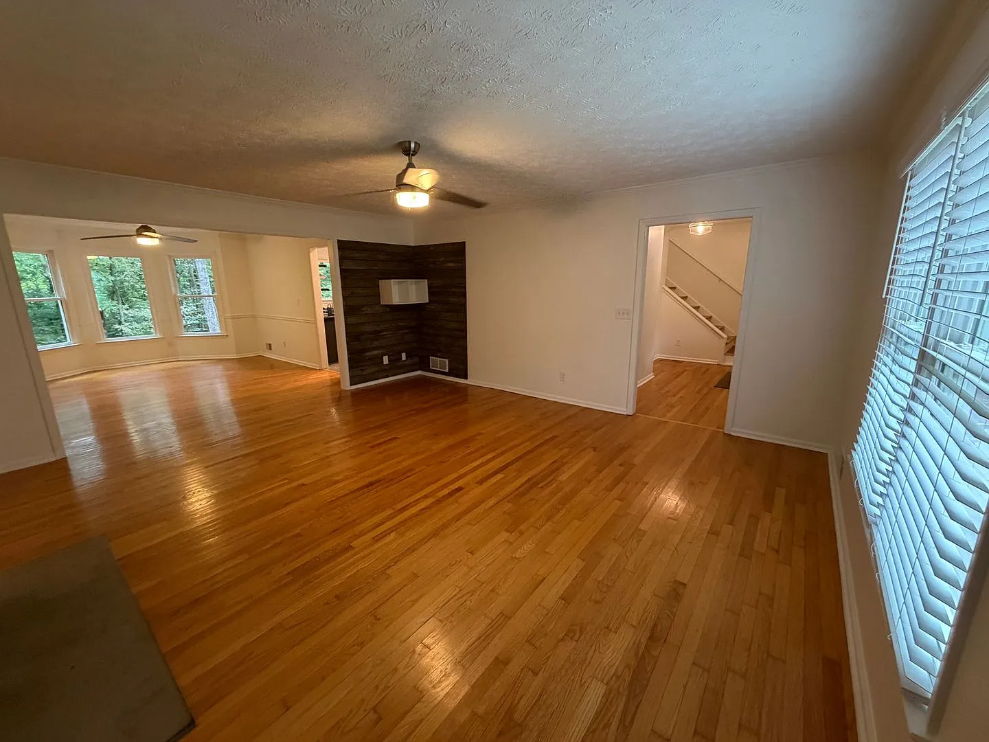 190 Timber Oak Cove — Photo 4