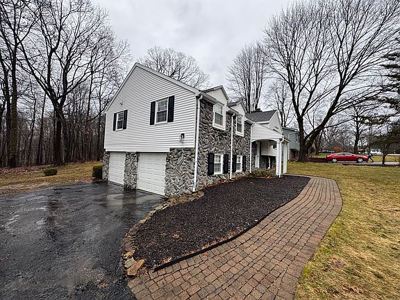 2nd image of 1250 Carmont Dr