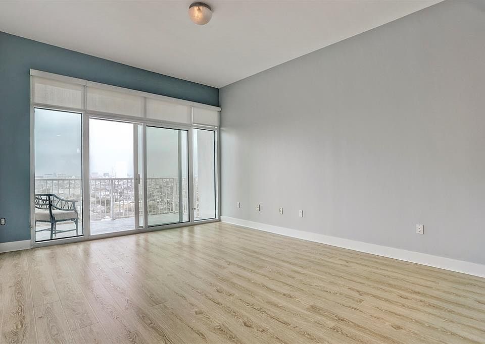 1st image of 500 Seawall Blvd Unit 1015
