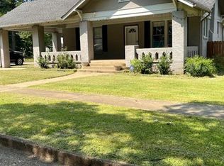 2403 Magnolia St, Texarkana, TX 75503