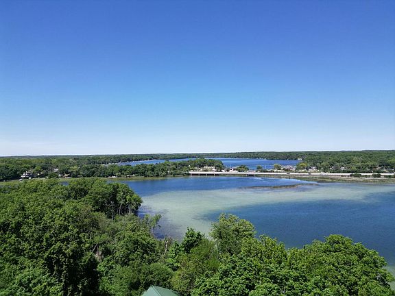 3rd image of 1614 Sugar Island ROAD