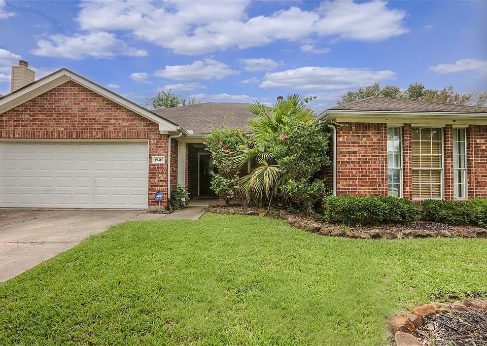 1st image of 19415 Pine Cluster Ln