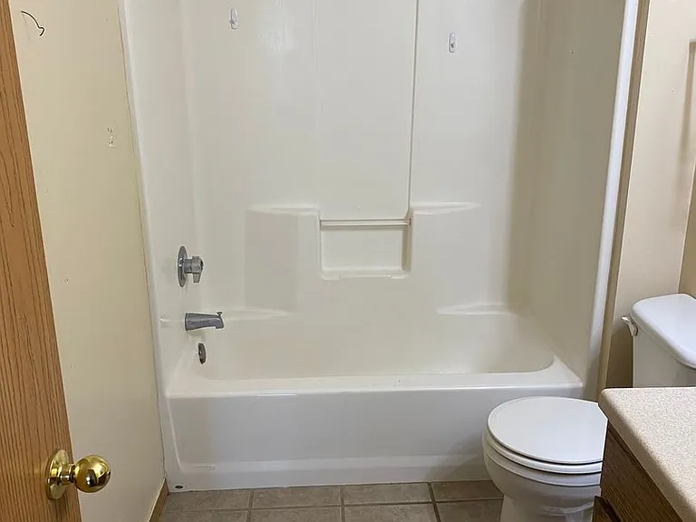 5551-5553 N Brown Ln — Photo 14