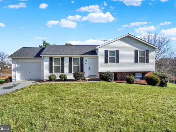 94 Piston Ct, Stewartstown, PA 17363