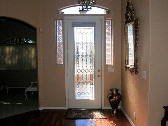 3rd image of 11038 E Nell Ave