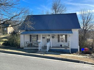 36 2nd St, Marion, NC 28752