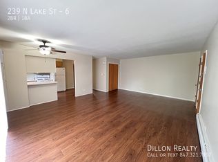 239 N Lake St #6, Grayslake, IL 60030