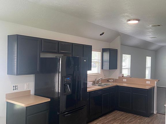 Kitchen with dine-in area