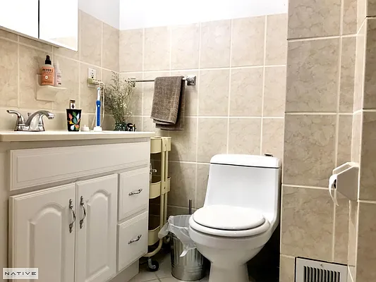 Rented by Native Real Estate LLC | media 7