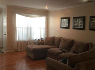 61 Picket Pl, Freehold, NJ 07728
