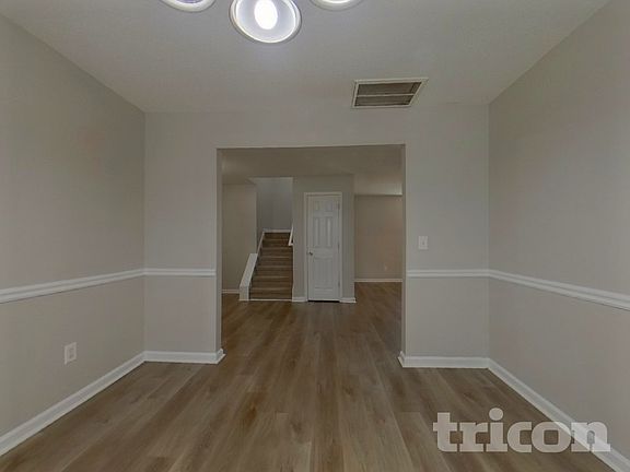 4th image of 4377 Lodgeview Pl