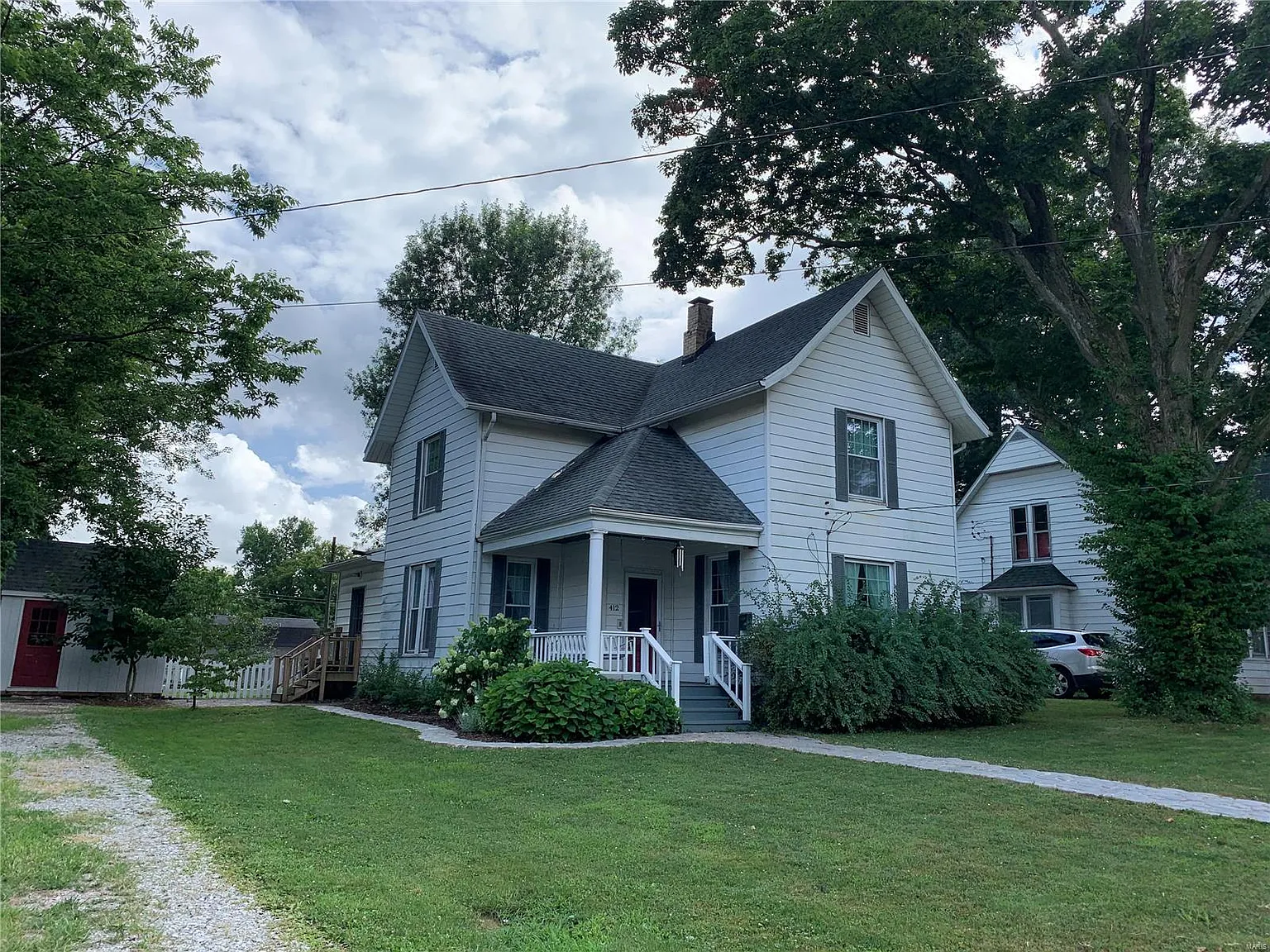 412 W Spring St photo 1