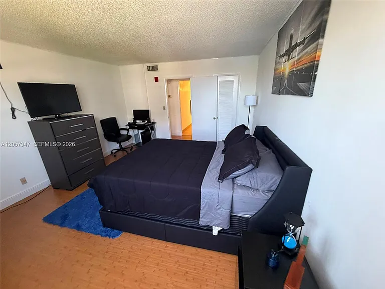 111 Golden Isles Dr #F10 — Photo 11