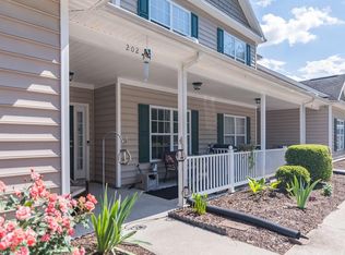 202 Patriots Village Ct, West Point, VA 23181
