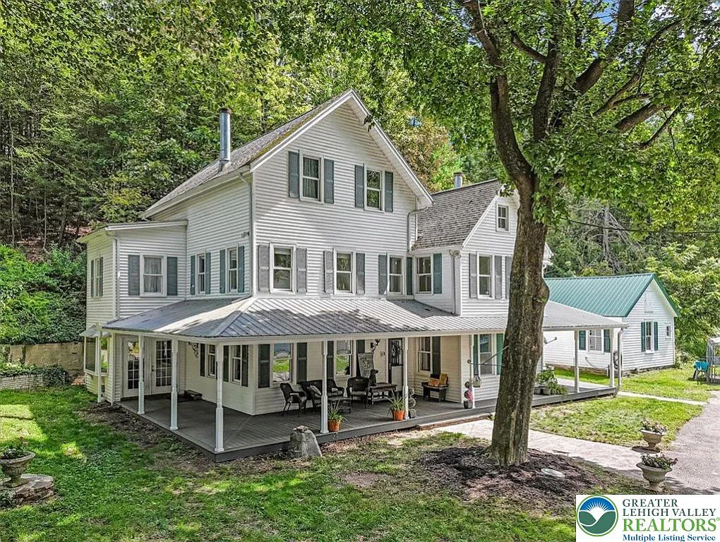 3585 Fairyland Rd photo 1
