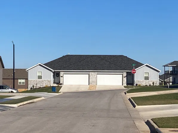 1411 W Jay St, Ozark, MO 65721