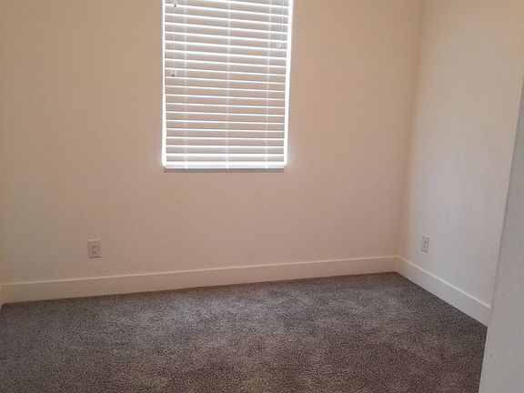 4th image of 9632 Oak Reserve Ln