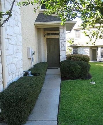3rd image of 3300 Forest Creek Dr APT 22