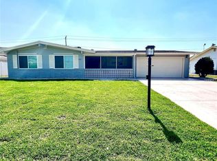 912 La Jolla Ave, Sun City Center, FL 33573