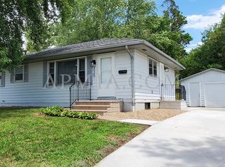 225 Ridge Ct, Marion, IA 52302