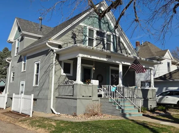 2111 S Newton St, Sioux City, IA 51106