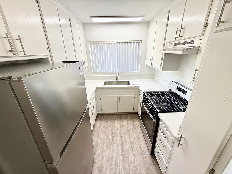 3686 Marlborough Ave #5 — Photo 12