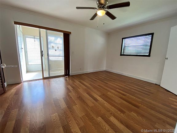 2nd image of 631 N Flanders N #631